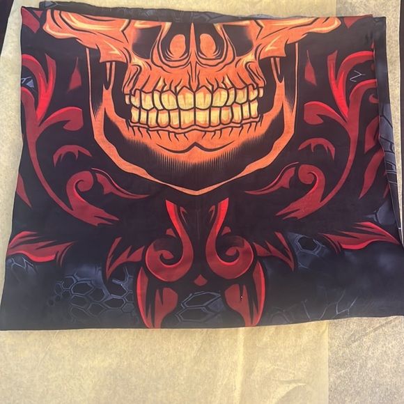 Orbacle skeleton face mask, bandana gaiter - Picture 5 of 6